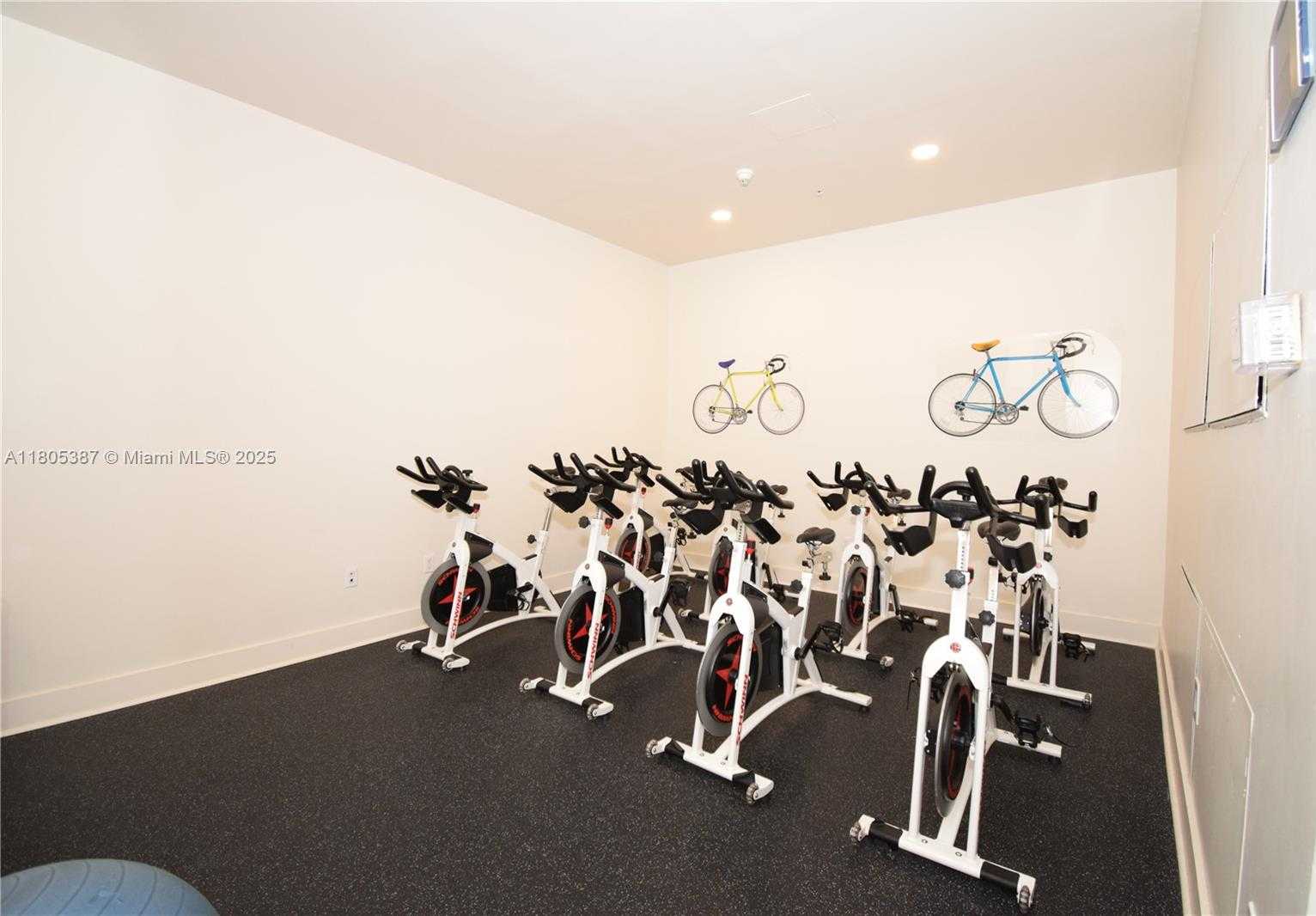 Small Image of 1900 NORTH BAYSHORE DR #2804, Miami Number 19