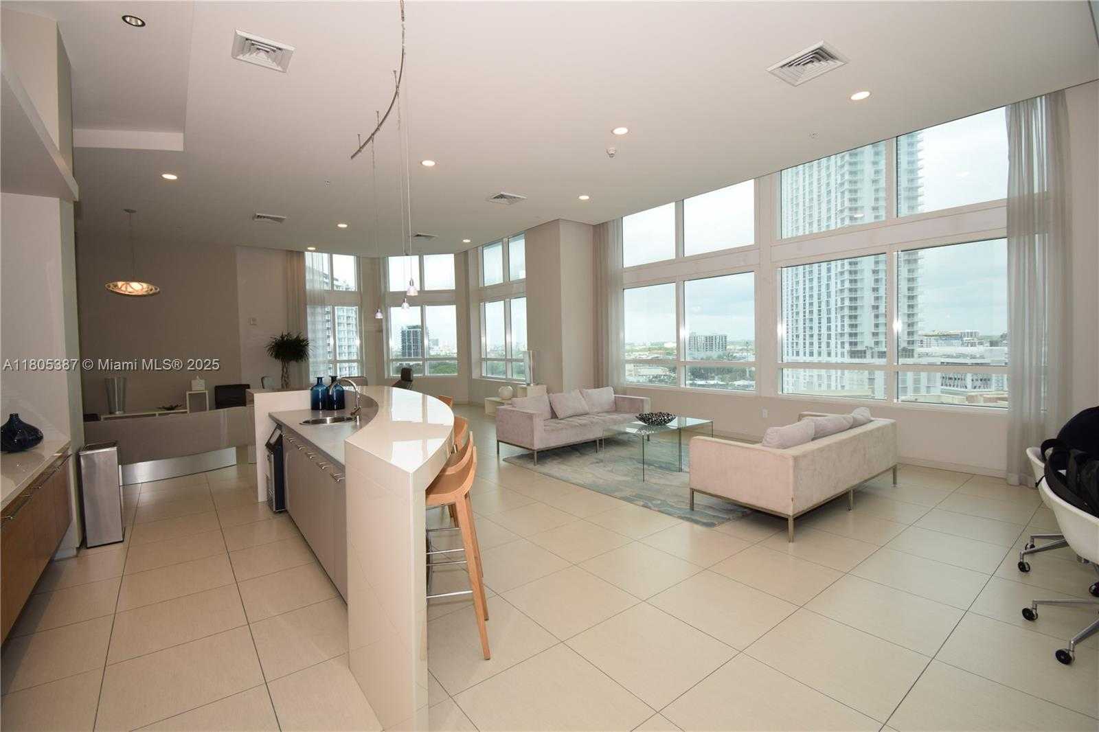 Small Image of 1900 NORTH BAYSHORE DR #2804, Miami Number 22