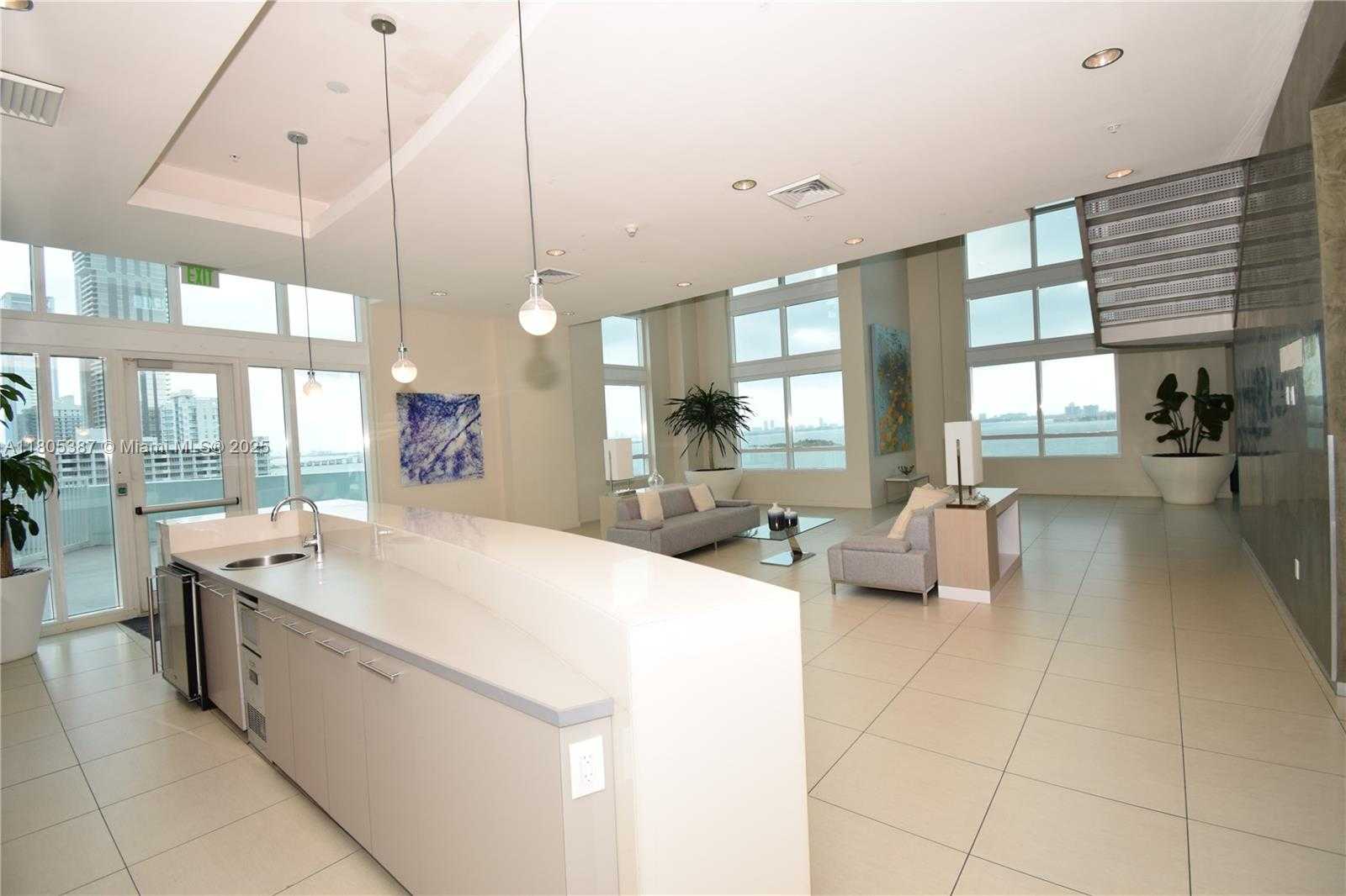 Small Image of 1900 NORTH BAYSHORE DR #2804, Miami Number 24