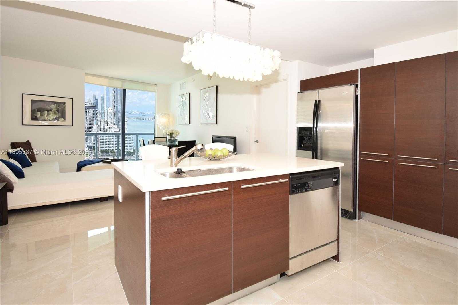 Small Image of 1900 NORTH BAYSHORE DR #2804, Miami Number 5