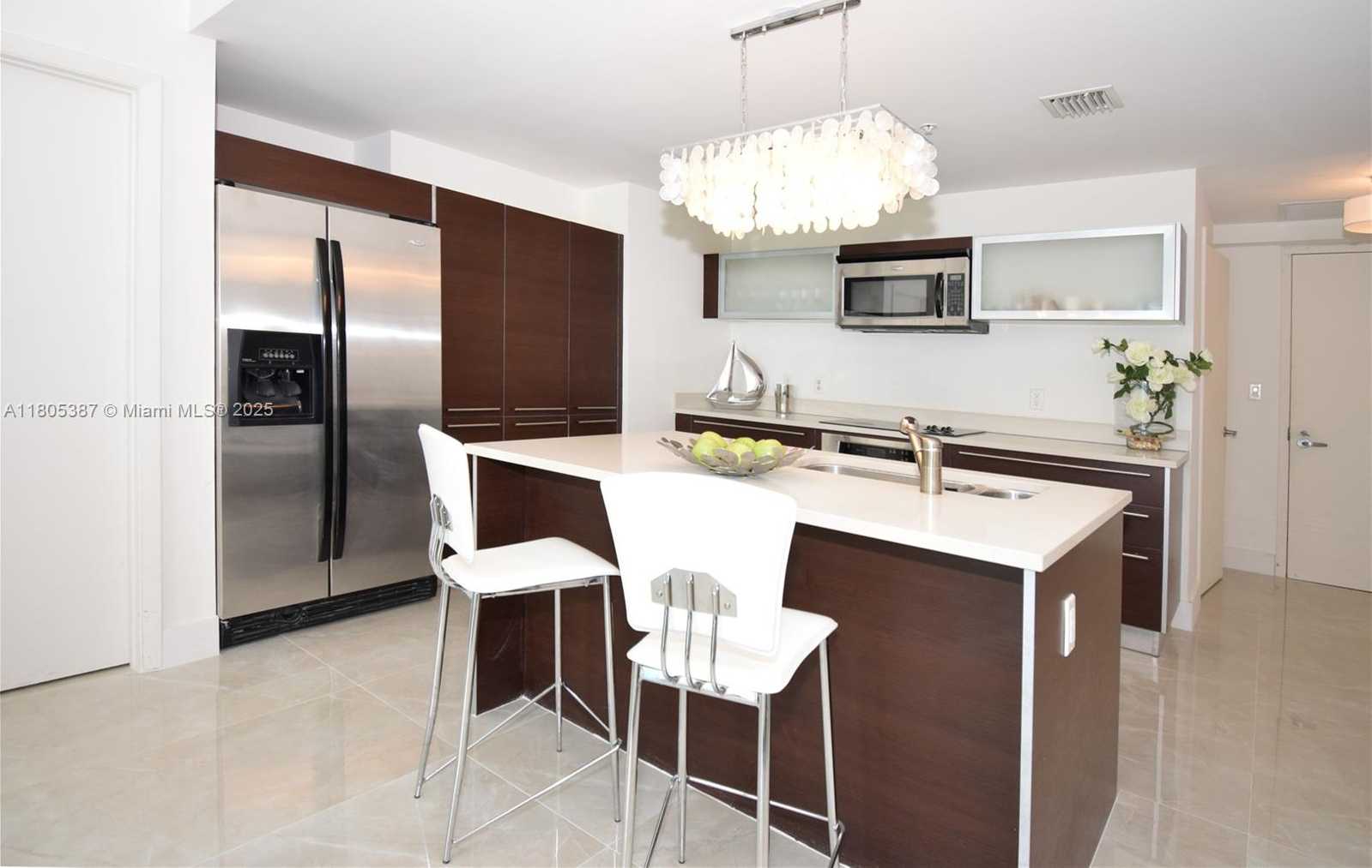 Small Image of 1900 NORTH BAYSHORE DR #2804, Miami Number 6