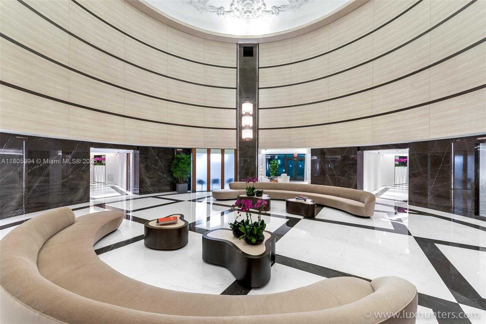 Small Image of 300 SOUTH POINTE DR #2005, Miami Beach Number 42