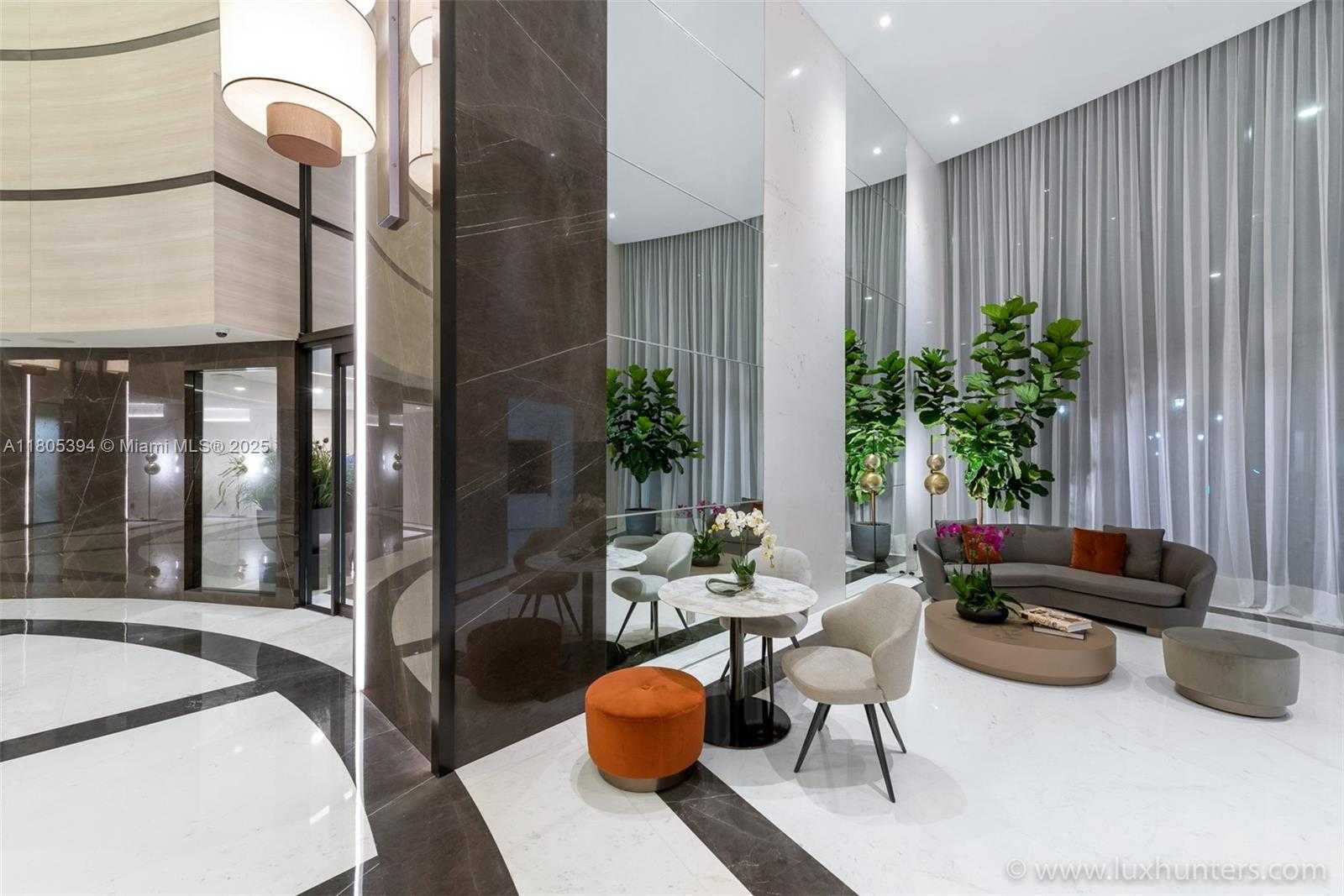 Small Image of 300 SOUTH POINTE DR #2005, Miami Beach Number 43