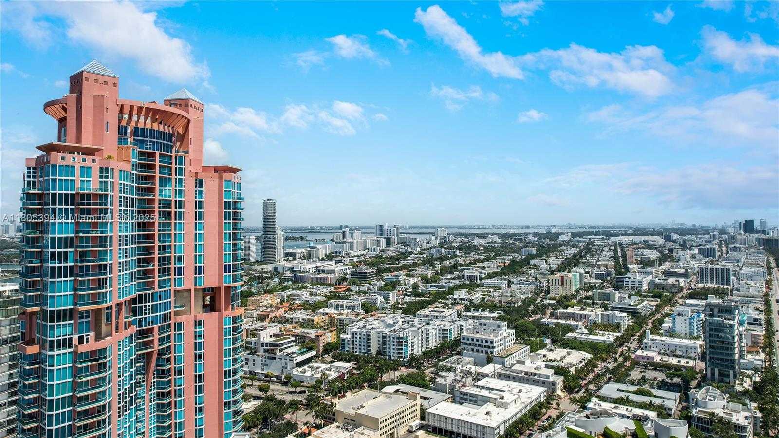 Small Image of 300 SOUTH POINTE DR #2005, Miami Beach Number 48