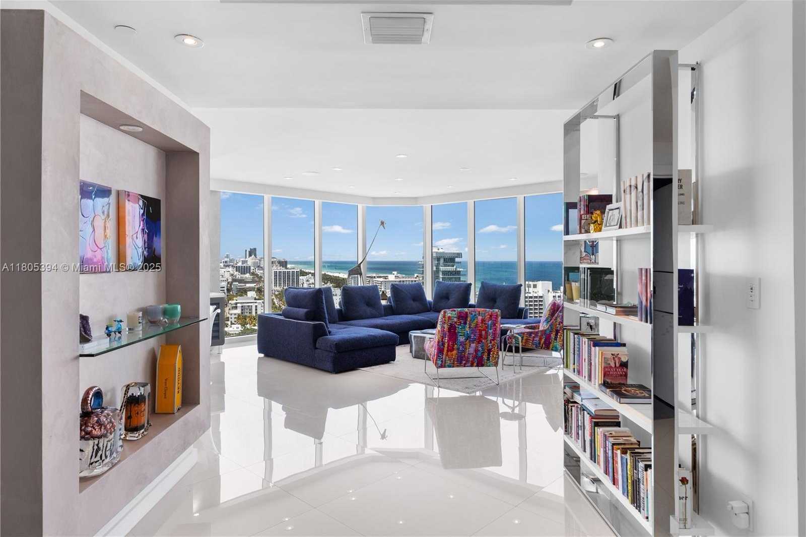 Small Image of 300 SOUTH POINTE DR #2005, Miami Beach Number 7