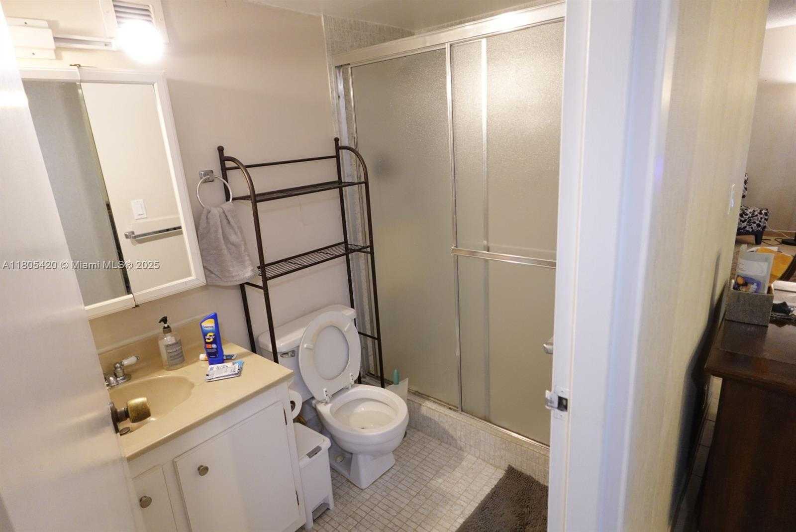 Small Image of 17011 NORTH BAY RD #408, Sunny Isles Beach Number 13