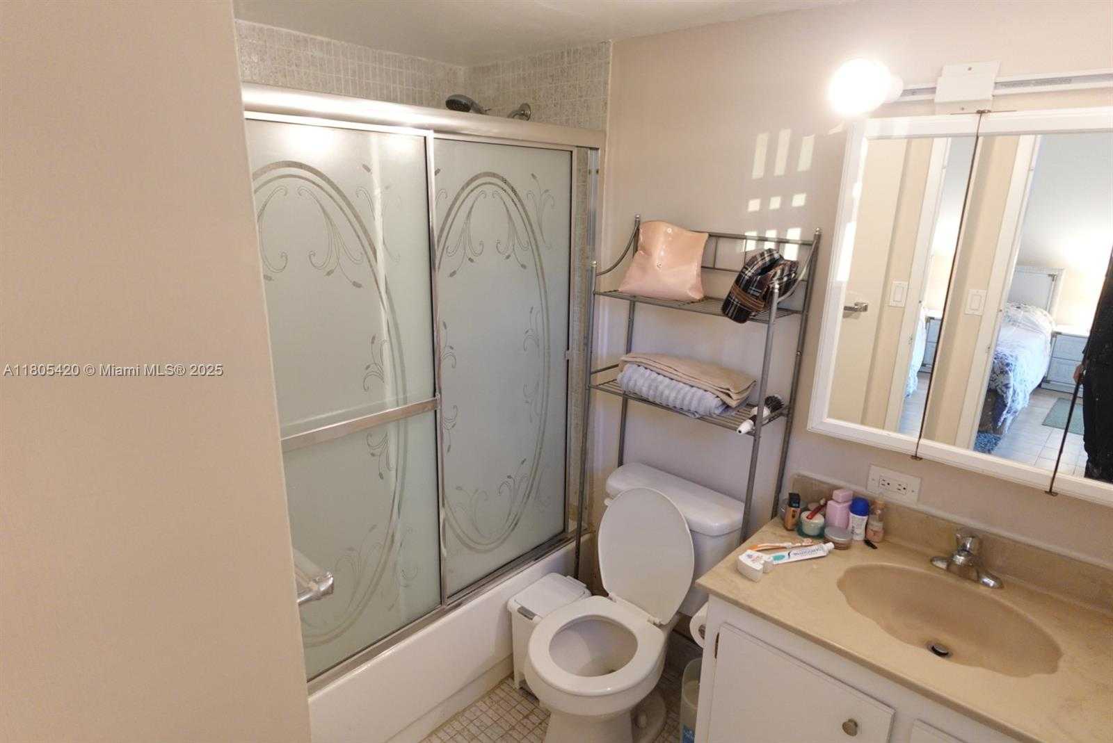 Small Image of 17011 NORTH BAY RD #408, Sunny Isles Beach Number 15