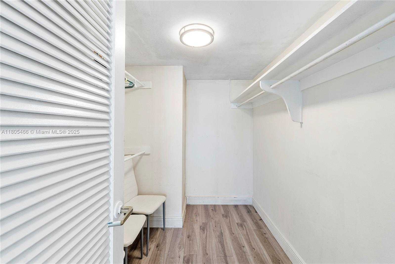 Small Image of 900 BAY DR #210, Miami Beach Number 11