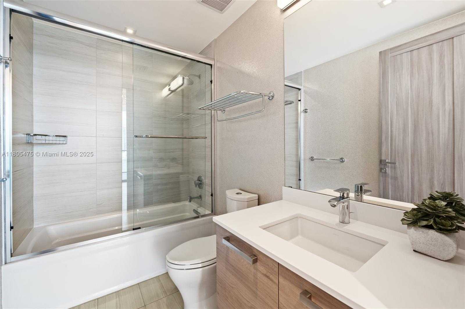 Small Image of 5000 ISLAND ESTATES DR #803, Aventura Number 17