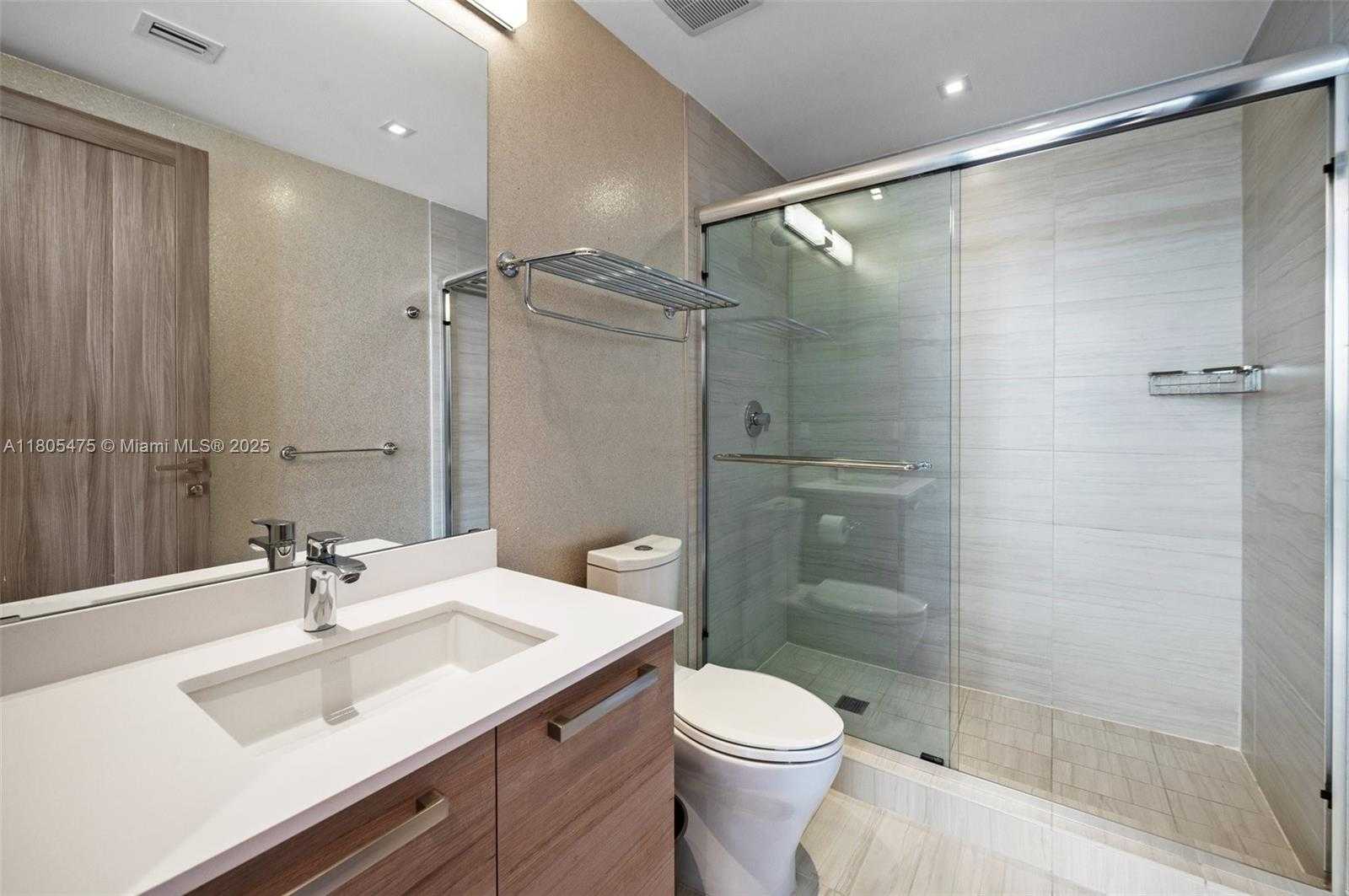 Small Image of 5000 ISLAND ESTATES DR #803, Aventura Number 19