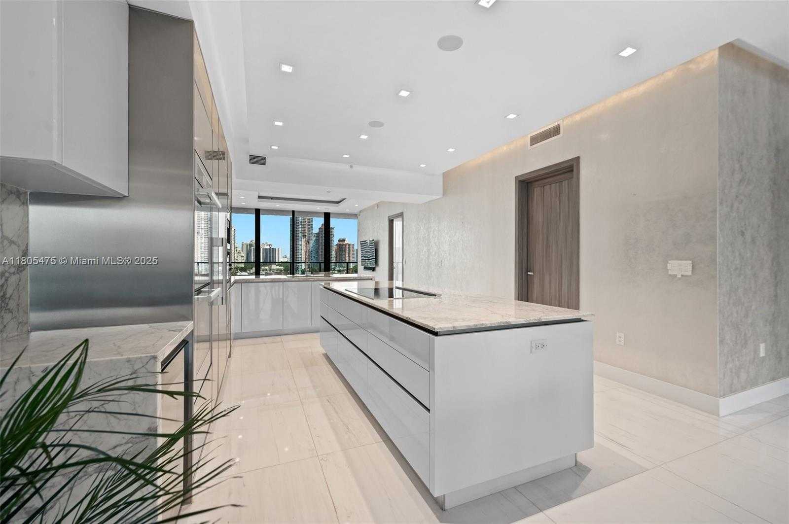 Small Image of 5000 ISLAND ESTATES DR #803, Aventura Number 32