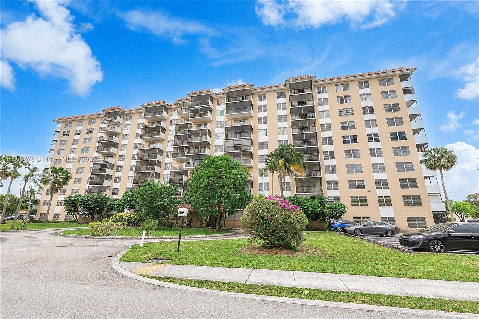 Small Image of Lauderhill Number 2