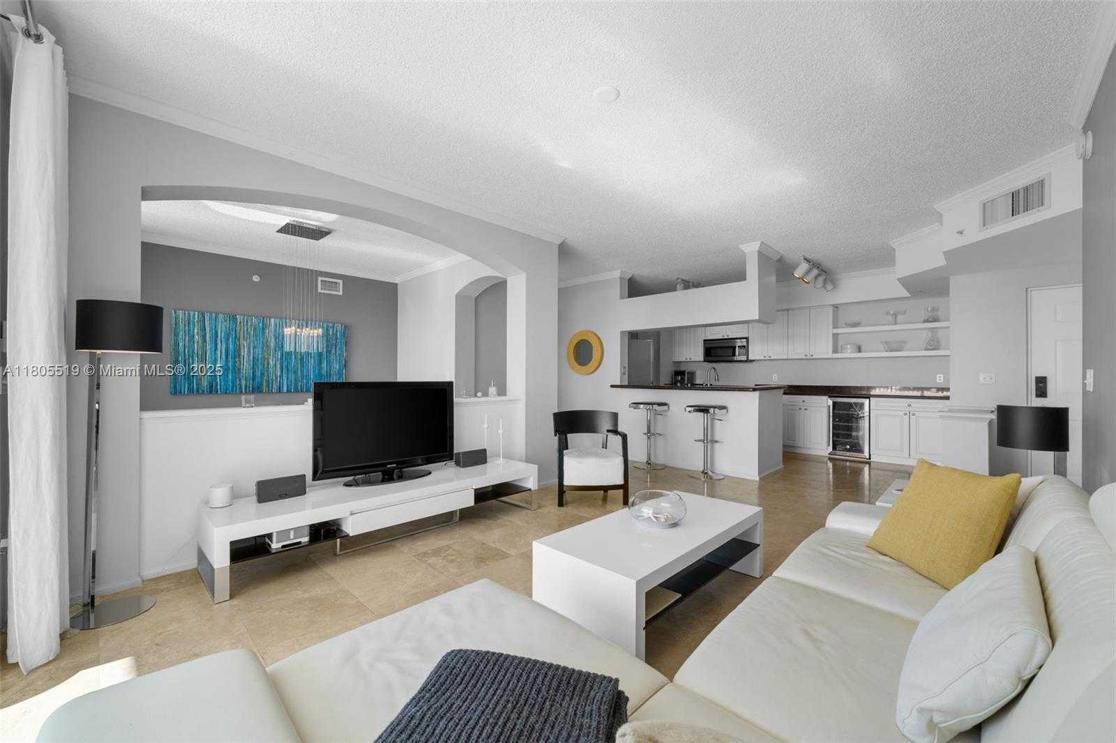 Small Image of 17100 NORTH BAY RD #1608, Sunny Isles Beach Number 10