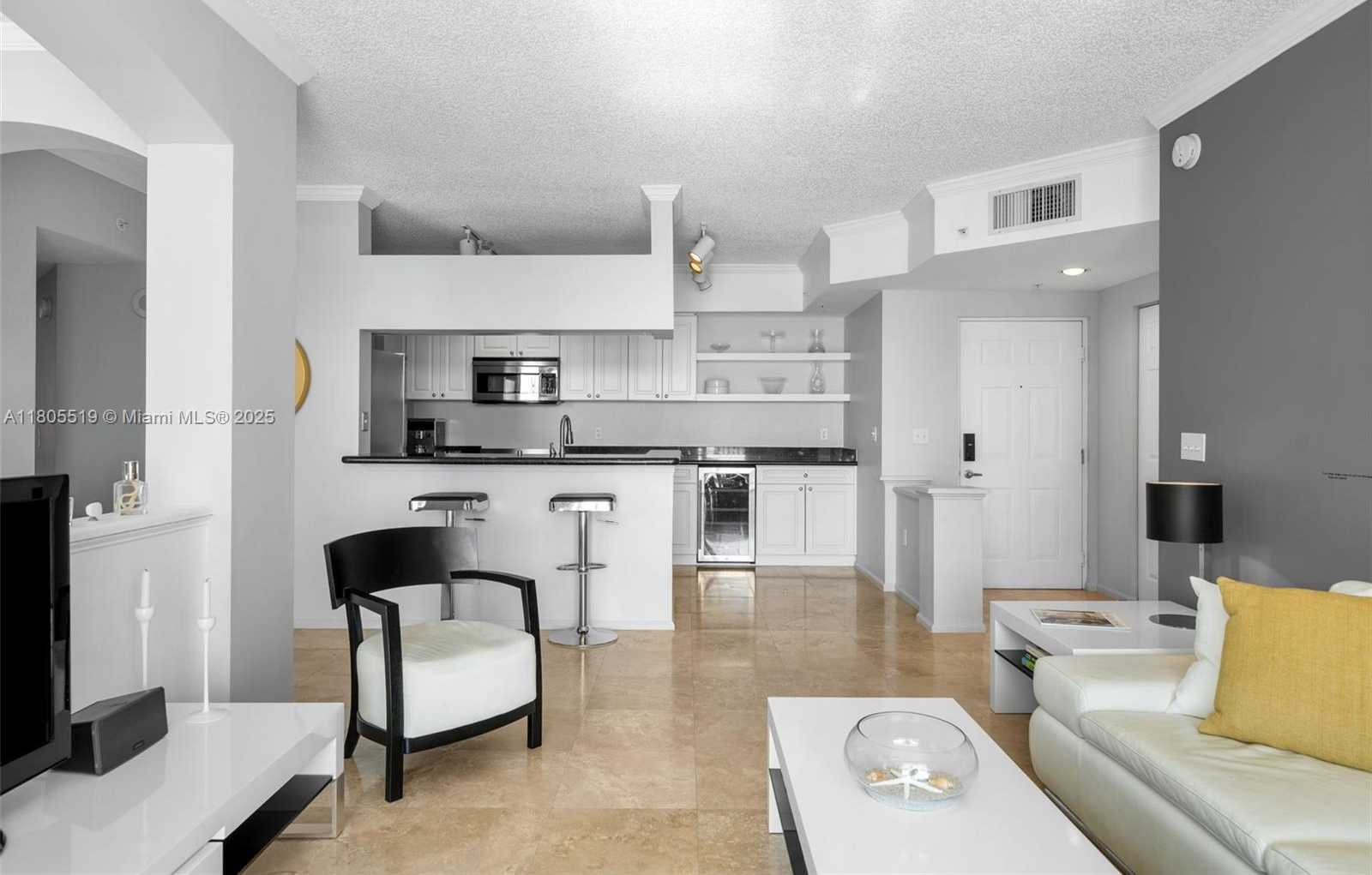 Small Image of 17100 NORTH BAY RD #1608, Sunny Isles Beach Number 11