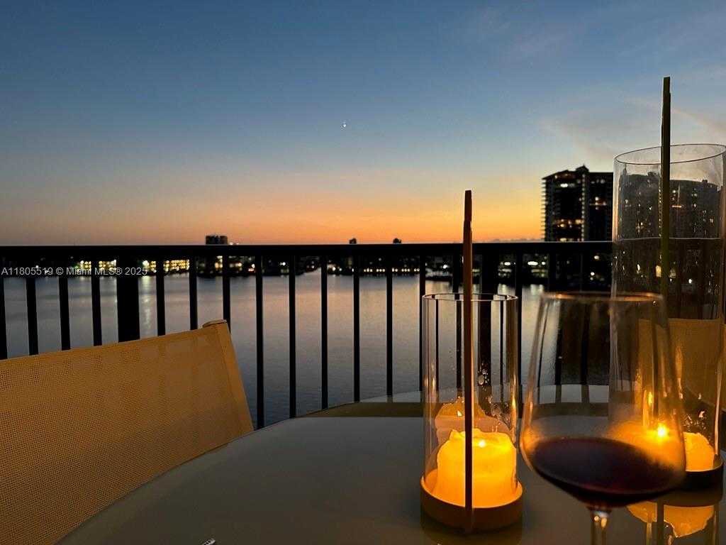 Small Image of 17100 NORTH BAY RD #1608, Sunny Isles Beach Number 52