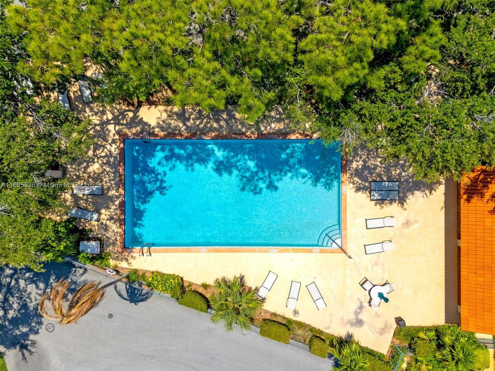 Small Image of 10202 SOUTH WEST 77TH CT, Miami Number 22