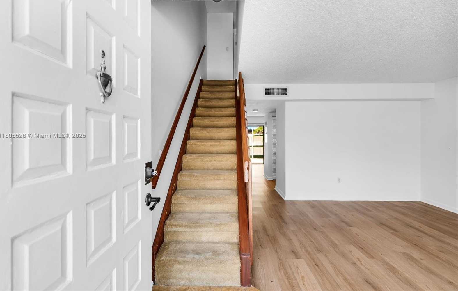 Small Image of 10202 SOUTH WEST 77TH CT, Miami Number 5