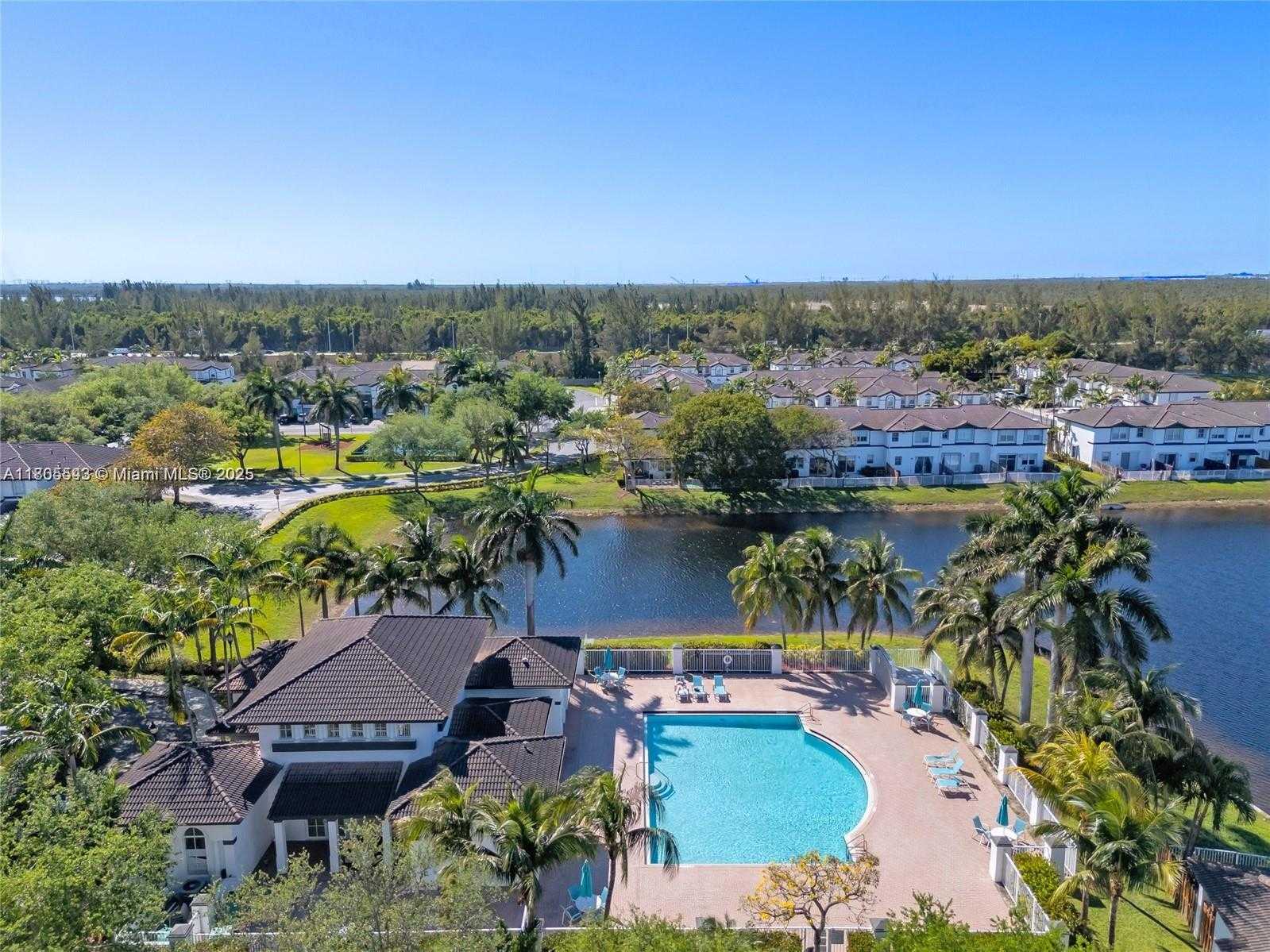 Small Image of 7719 NORTH WEST 116TH PATH, Doral Number 27