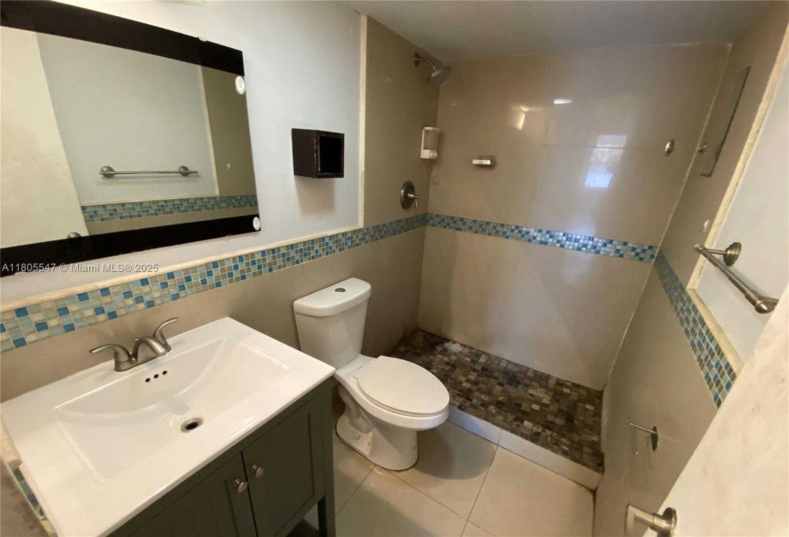 Small Image of North Miami Number 17