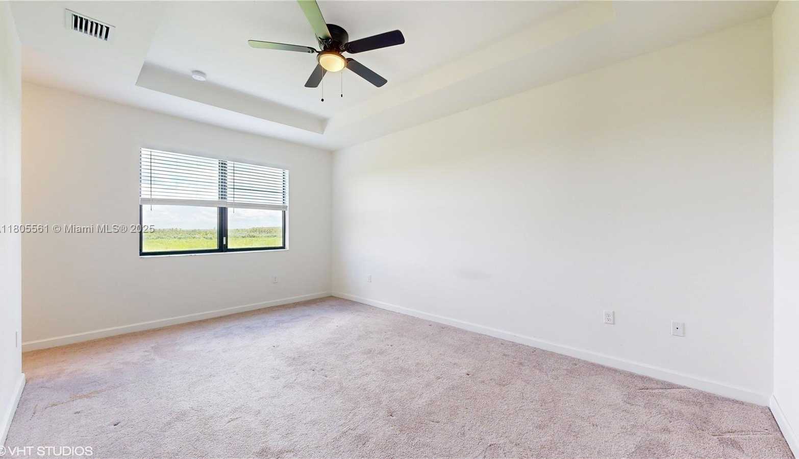 Small Image of 10004 SOUTH WEST 231 LN, Miami Number 18