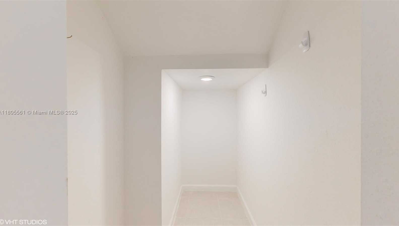 Small Image of 10004 SOUTH WEST 231 LN, Miami Number 4