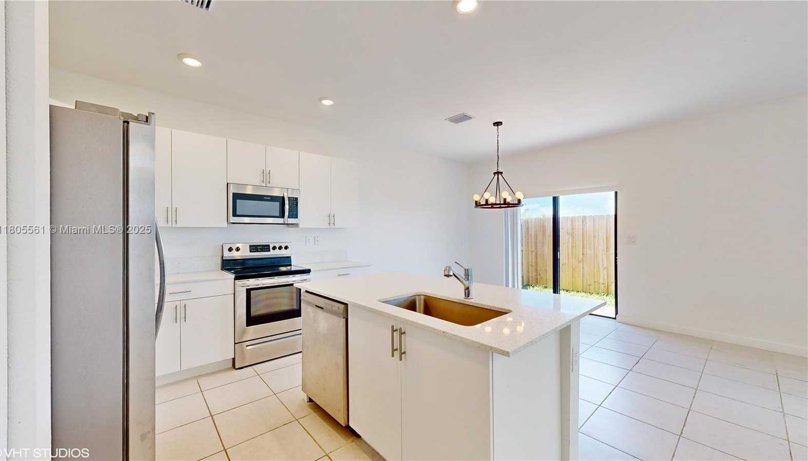 Small Image of 10004 SOUTH WEST 231 LN, Miami Number 6