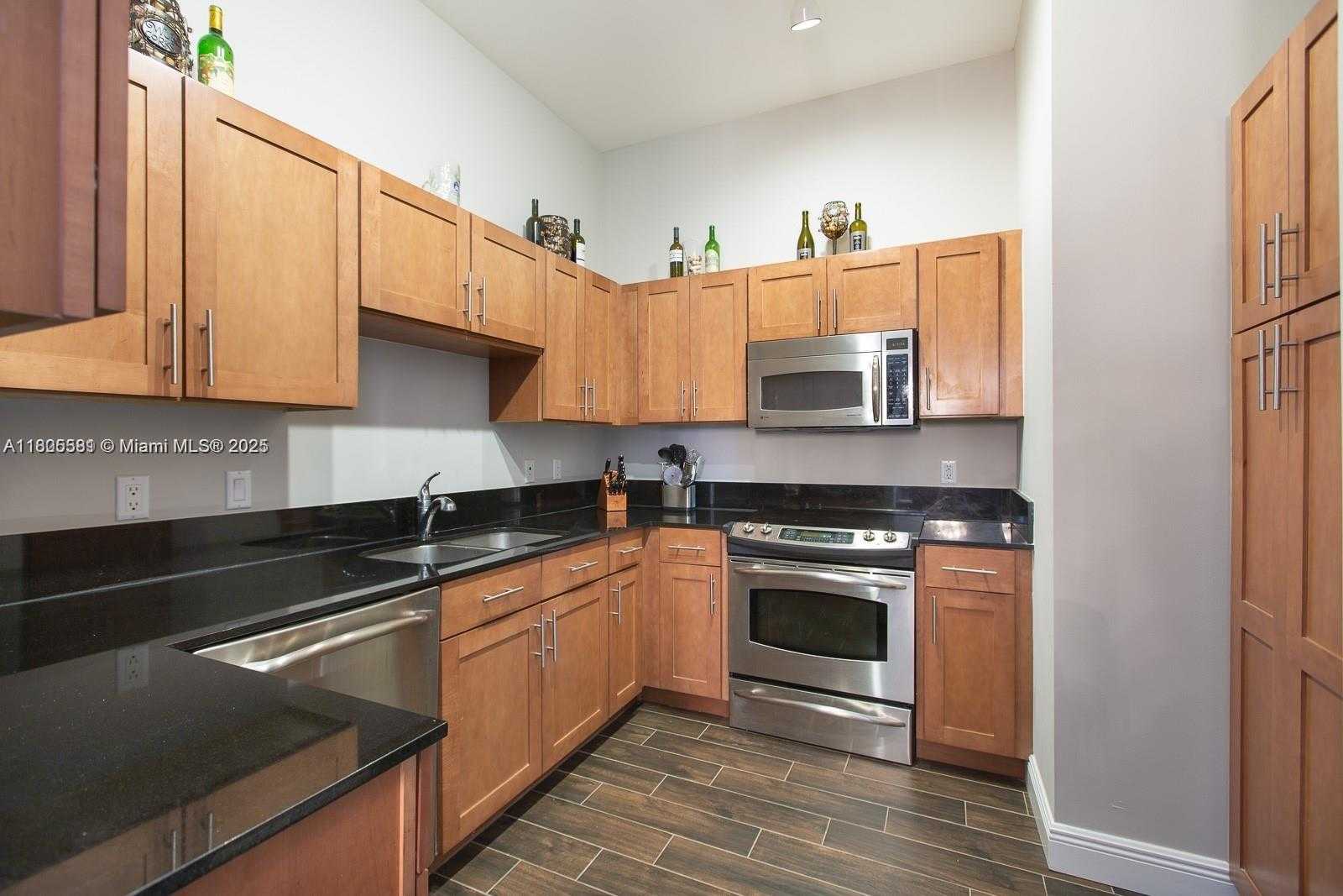 Small Image of 8395 SOUTH WEST 73RD AVE #312, Miami Number 5