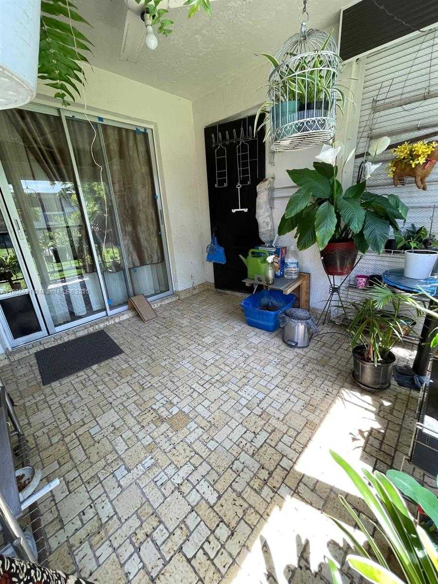 Small Image of 7400 NORTH WEST 17TH ST #209, Plantation Number 33