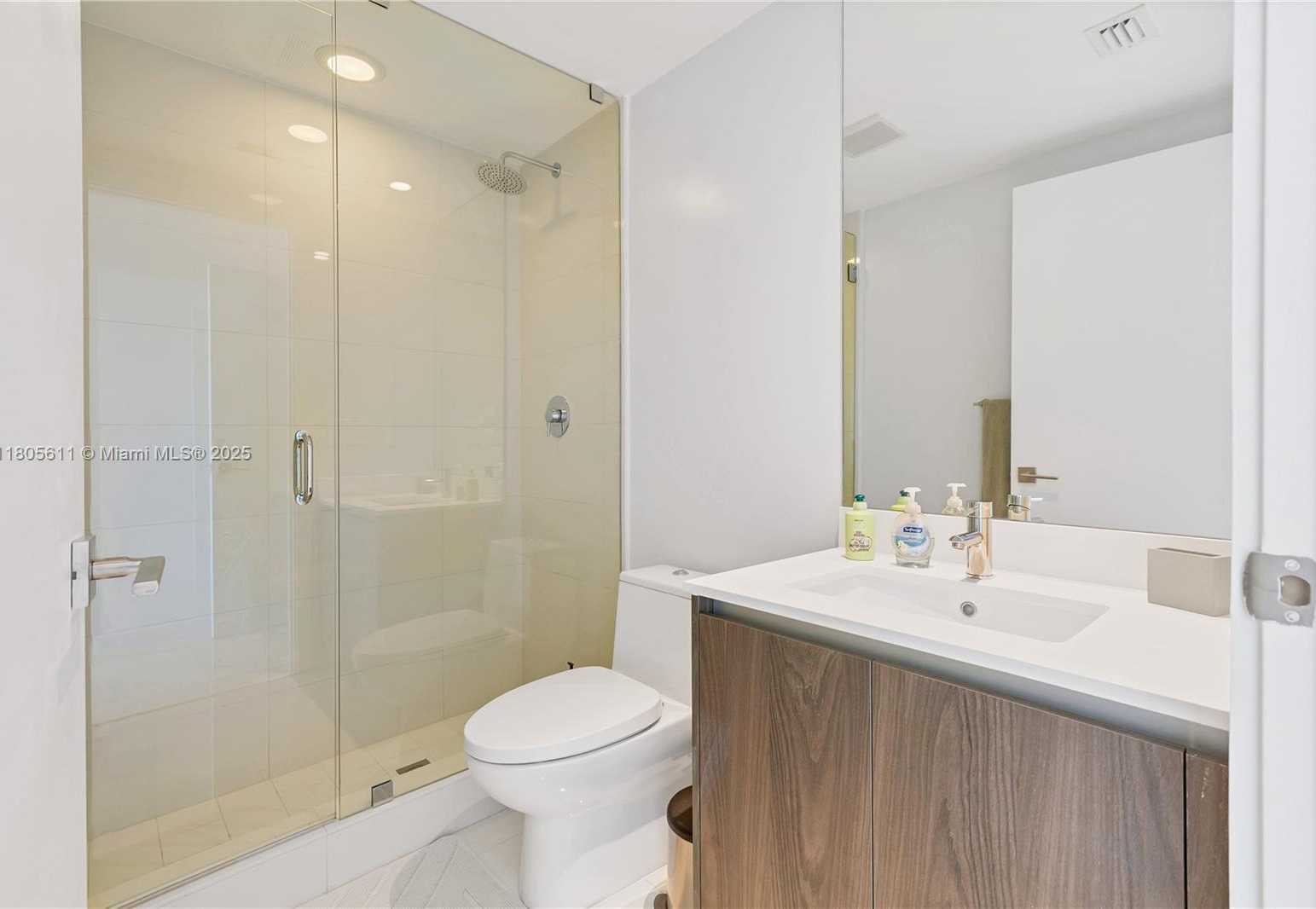 Small Image of 3131 NORTH EAST 7TH AVE #2903, Miami Number 24