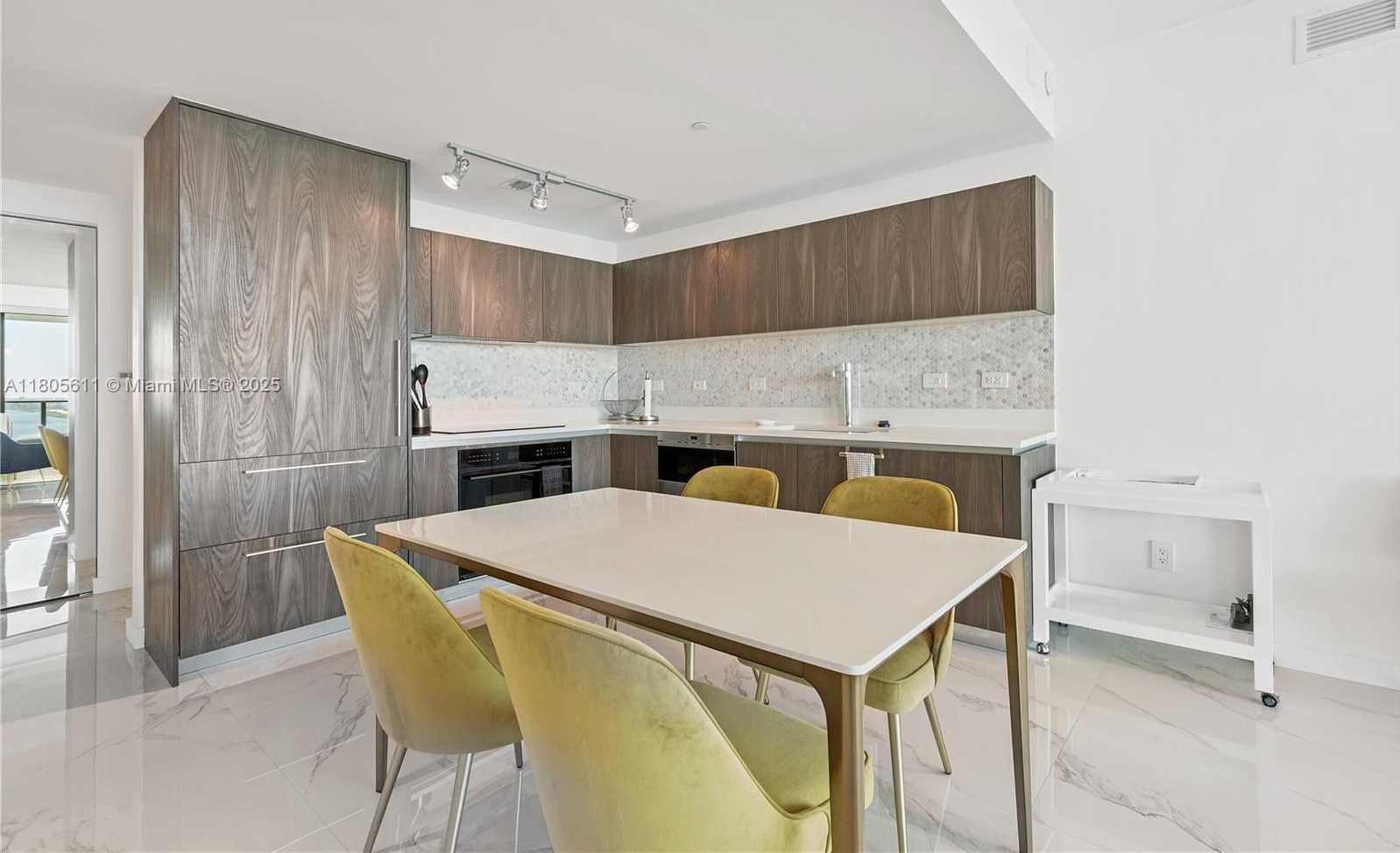 Small Image of 3131 NORTH EAST 7TH AVE #2903, Miami Number 9