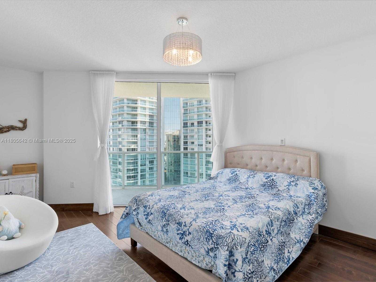 Small Image of 200 SUNNY ISLES BLVD #2-UPH3, Sunny Isles Beach Number 17