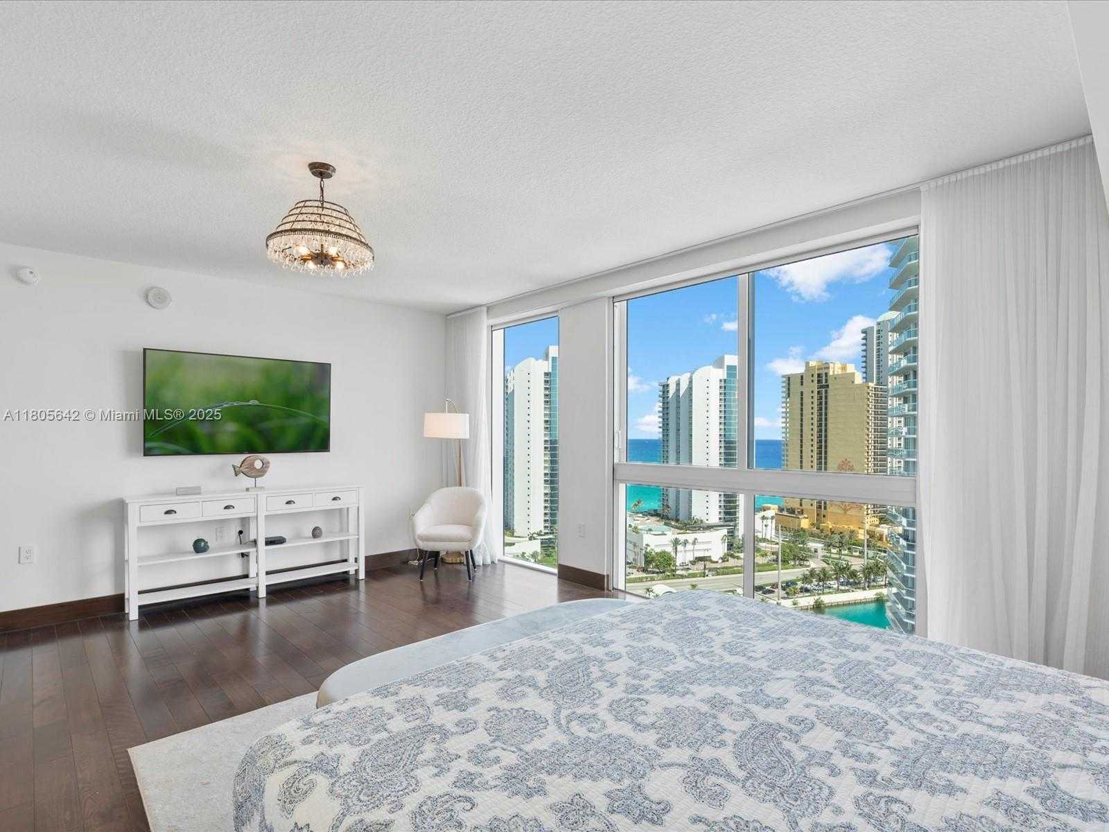 Small Image of 200 SUNNY ISLES BLVD #2-UPH3, Sunny Isles Beach Number 27
