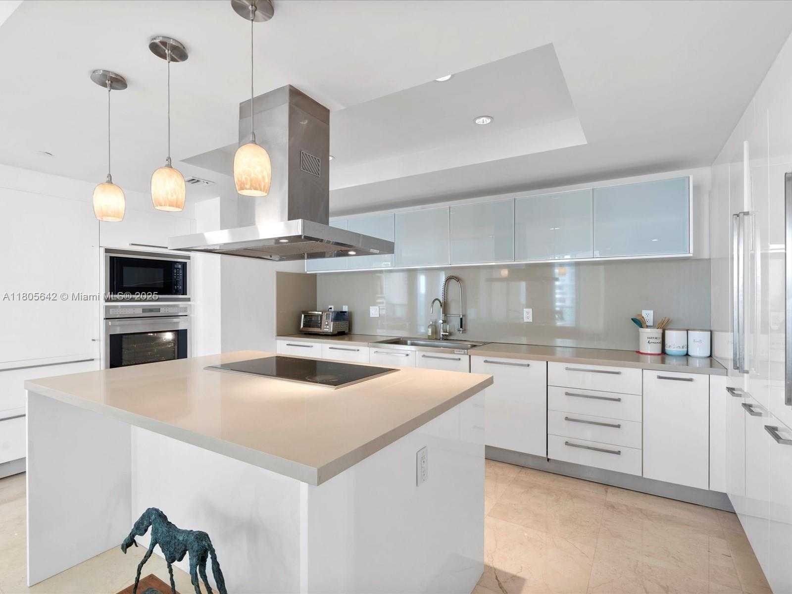 Small Image of 200 SUNNY ISLES BLVD #2-UPH3, Sunny Isles Beach Number 9