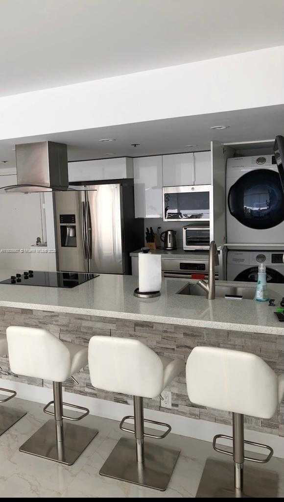 Small Image of 7601 EAST TREASURE DR #1622, North Bay Village Number 14