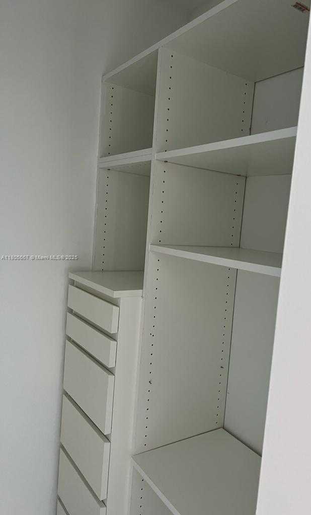 Small Image of 7601 EAST TREASURE DR #1622, North Bay Village Number 39