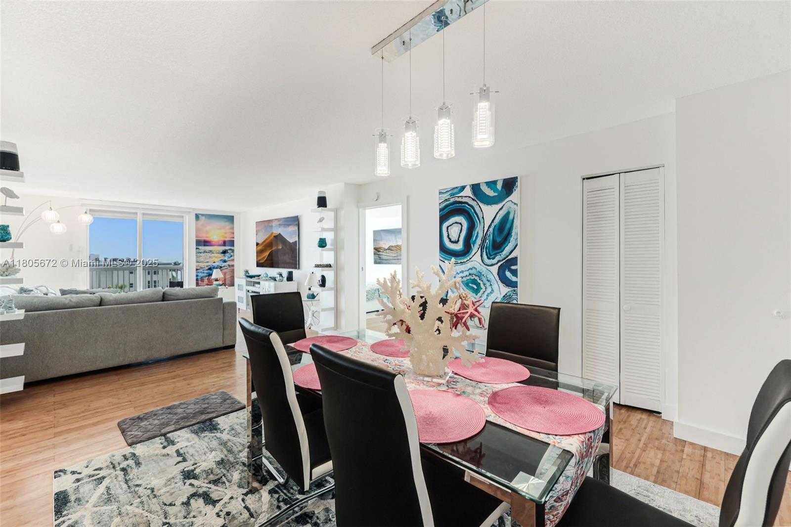 Small Image of 1500 SOUTH OCEAN DR #7J, Hollywood Number 10