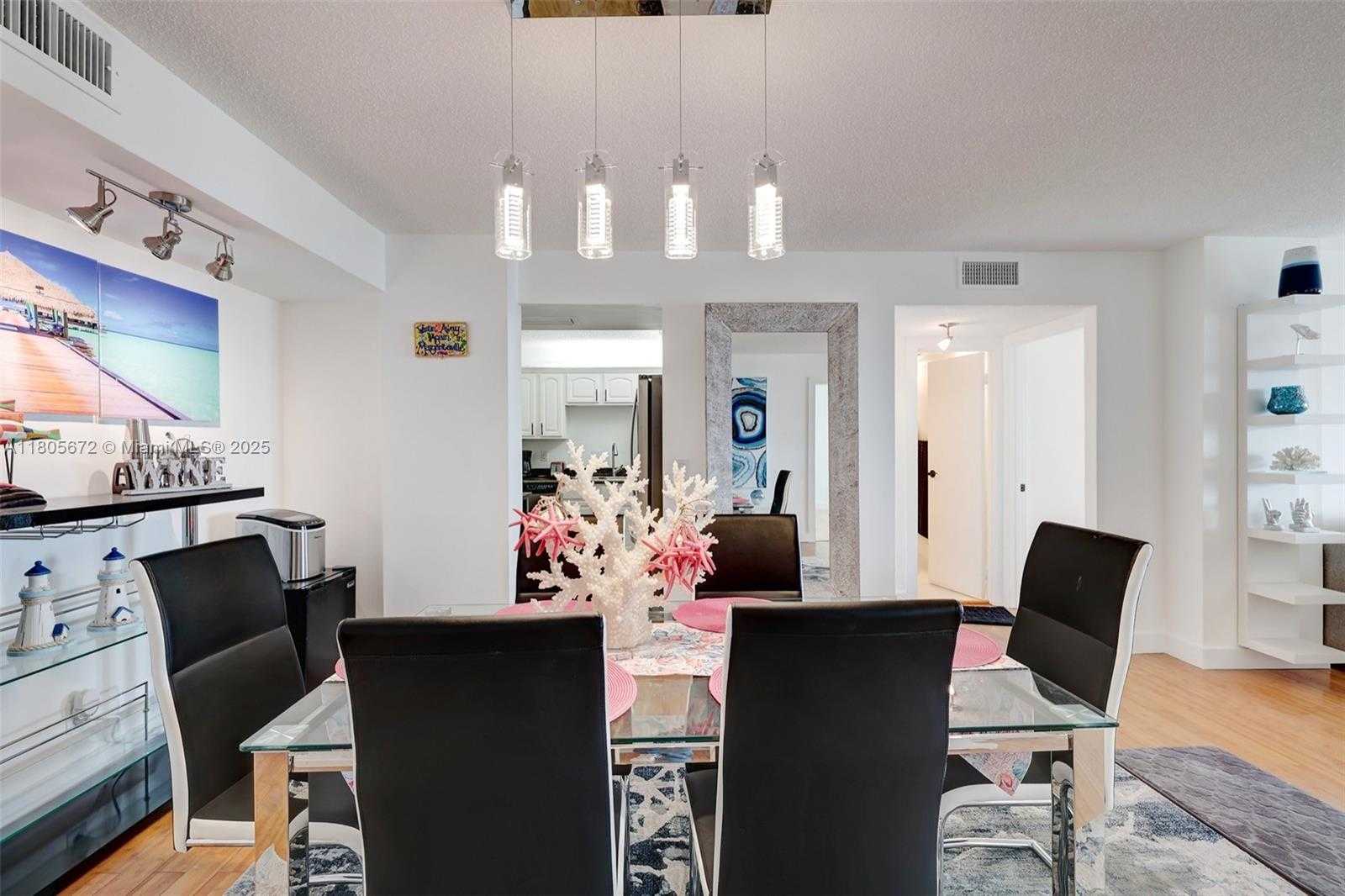 Small Image of 1500 SOUTH OCEAN DR #7J, Hollywood Number 14