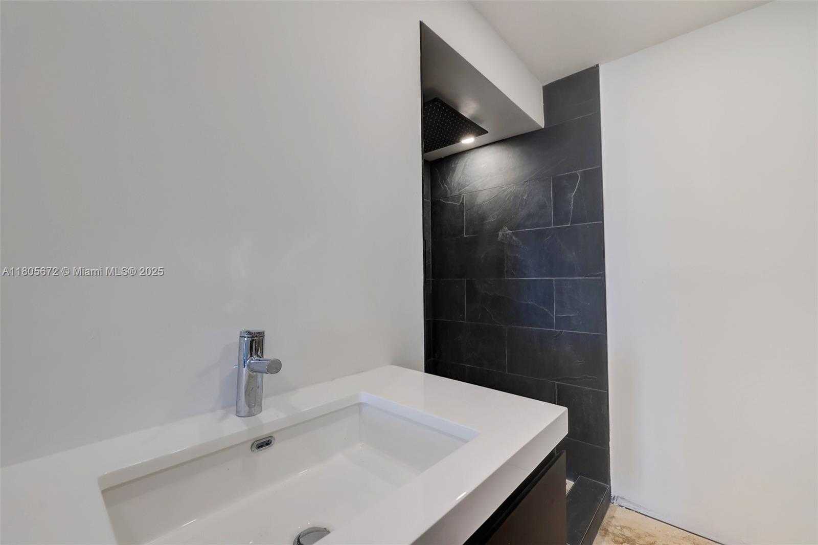Small Image of 1500 SOUTH OCEAN DR #7J, Hollywood Number 32