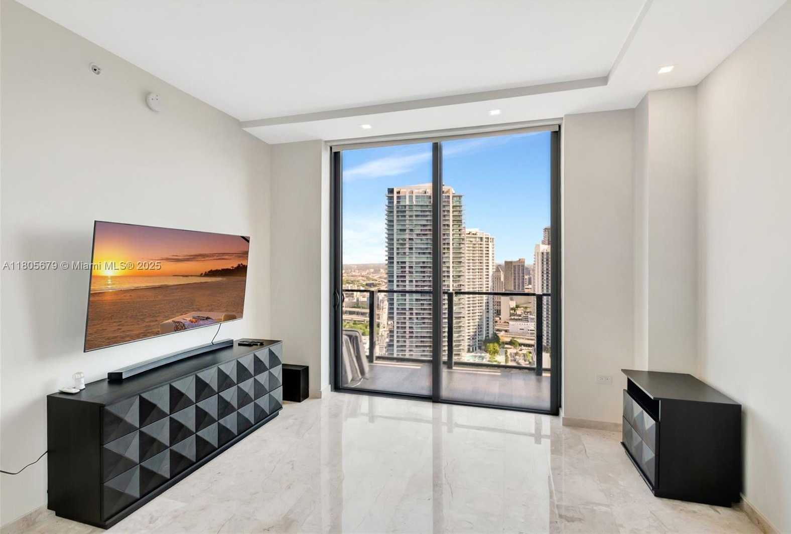 Small Image of 88 SOUTH WEST 7TH ST #3212, Miami Number 16