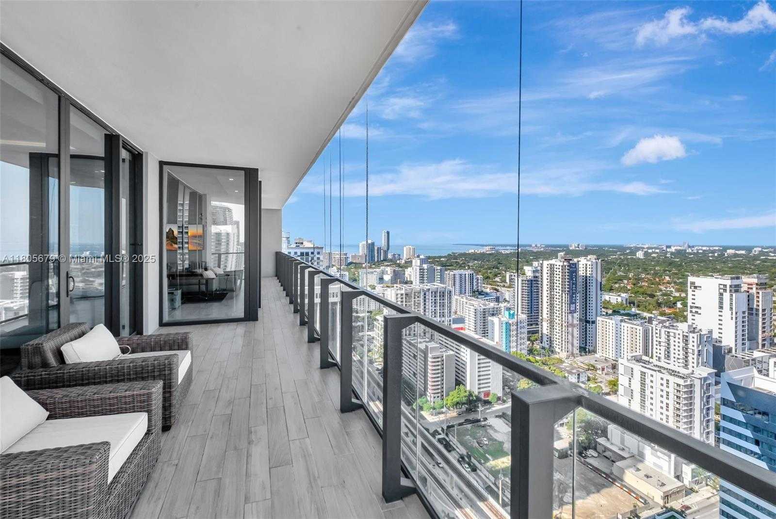 Small Image of 88 SOUTH WEST 7TH ST #3212, Miami Number 21
