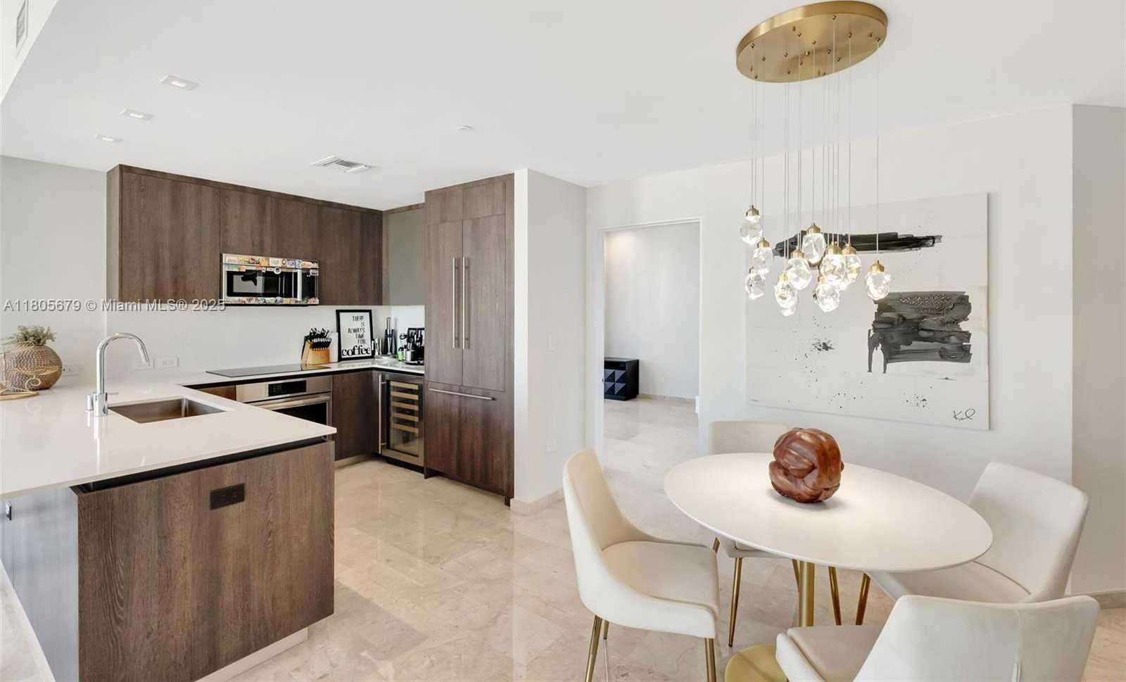 Small Image of 88 SOUTH WEST 7TH ST #3212, Miami Number 6