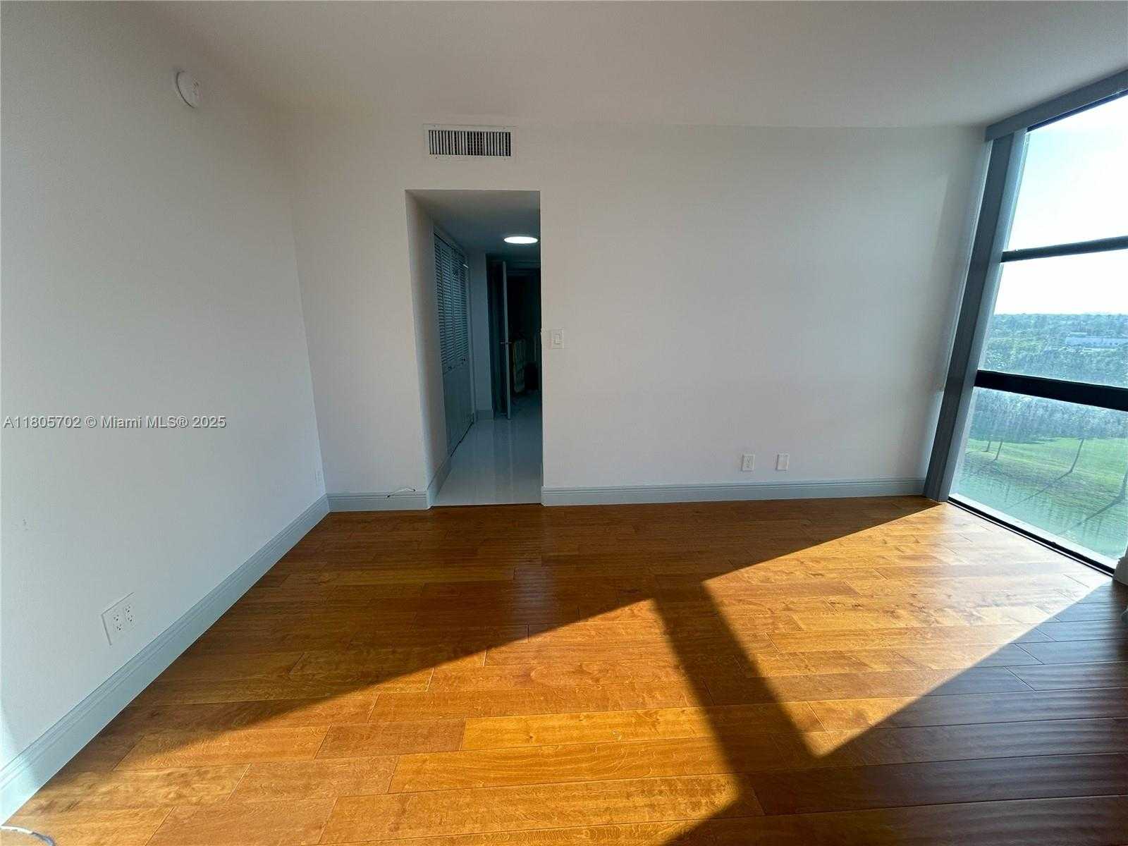 Small Image of 20335 WEST COUNTRY CLUB DR #903, Aventura Number 10