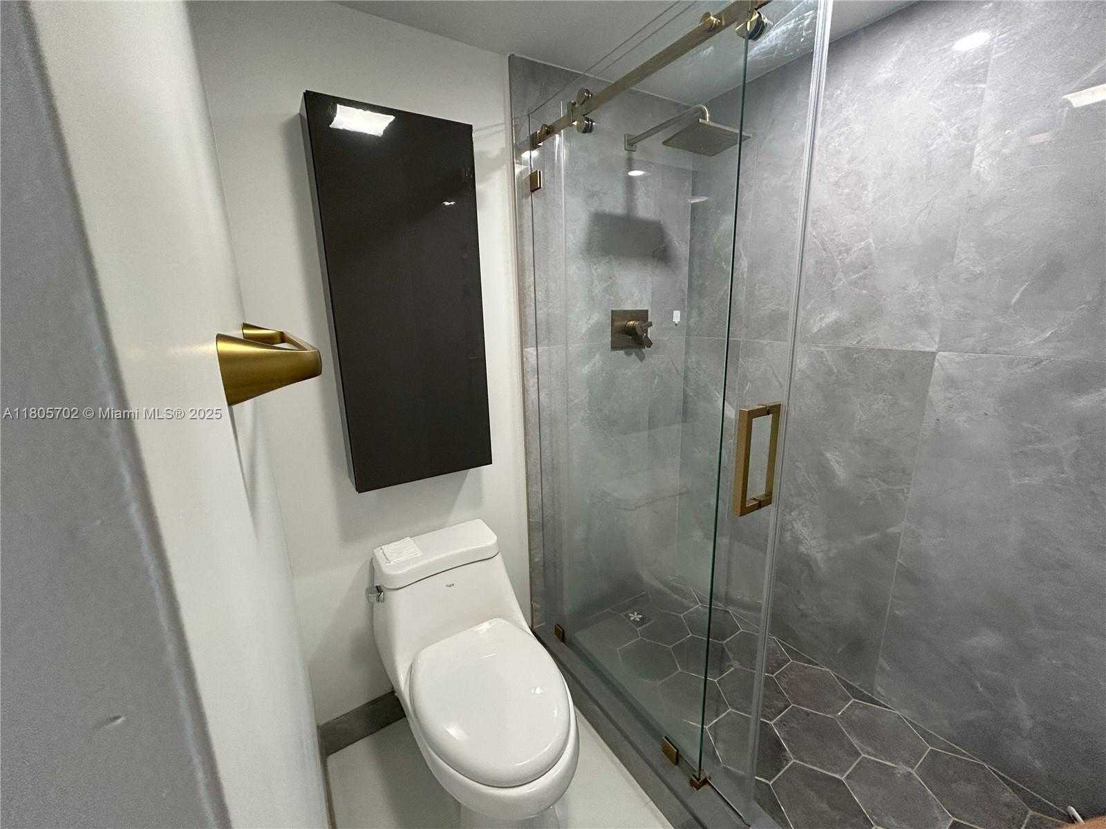 Small Image of 20335 WEST COUNTRY CLUB DR #903, Aventura Number 13