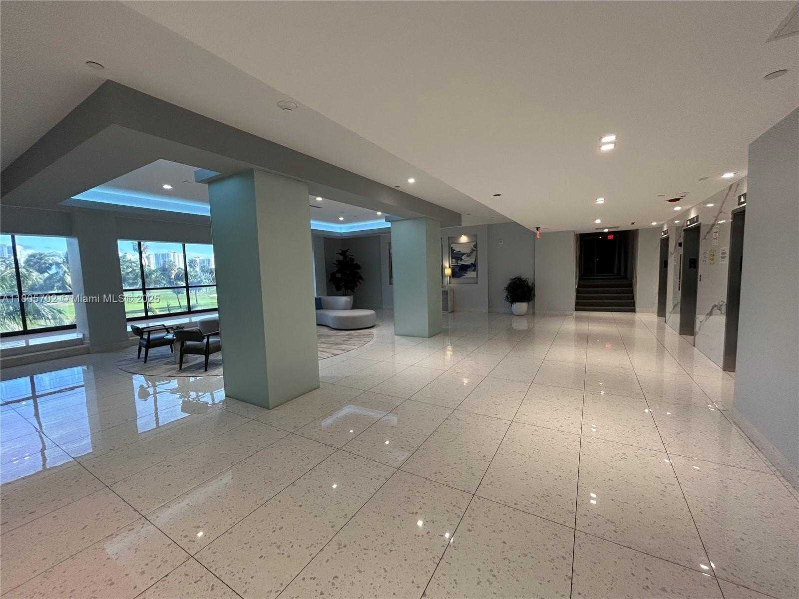 Small Image of 20335 WEST COUNTRY CLUB DR #903, Aventura Number 2