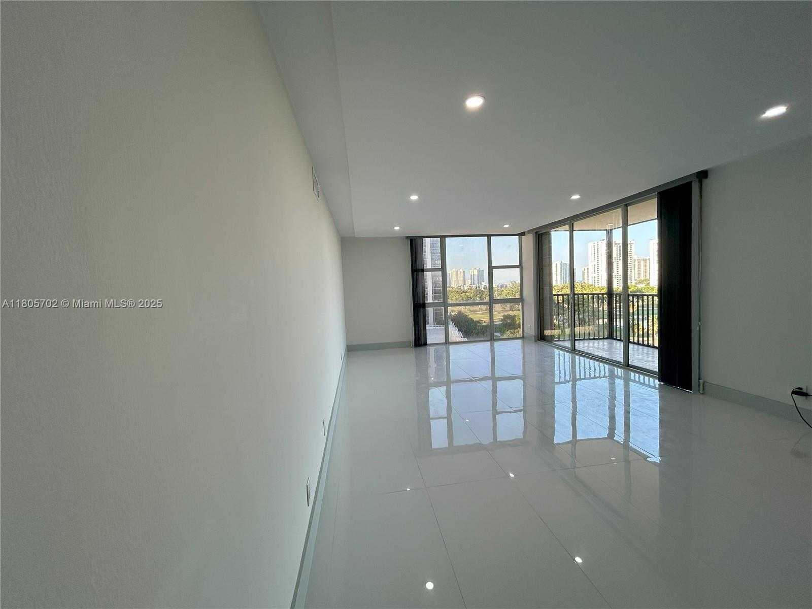 Small Image of 20335 WEST COUNTRY CLUB DR #903, Aventura Number 5