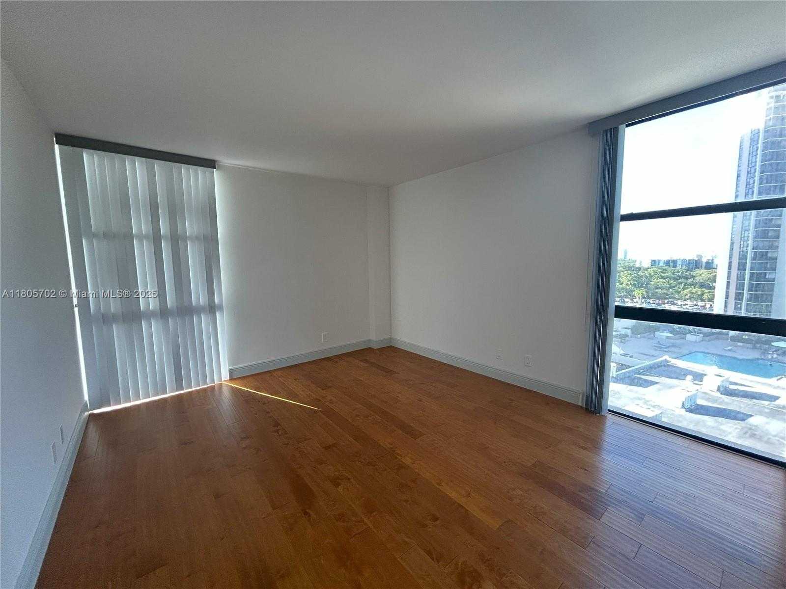 Small Image of 20335 WEST COUNTRY CLUB DR #903, Aventura Number 9