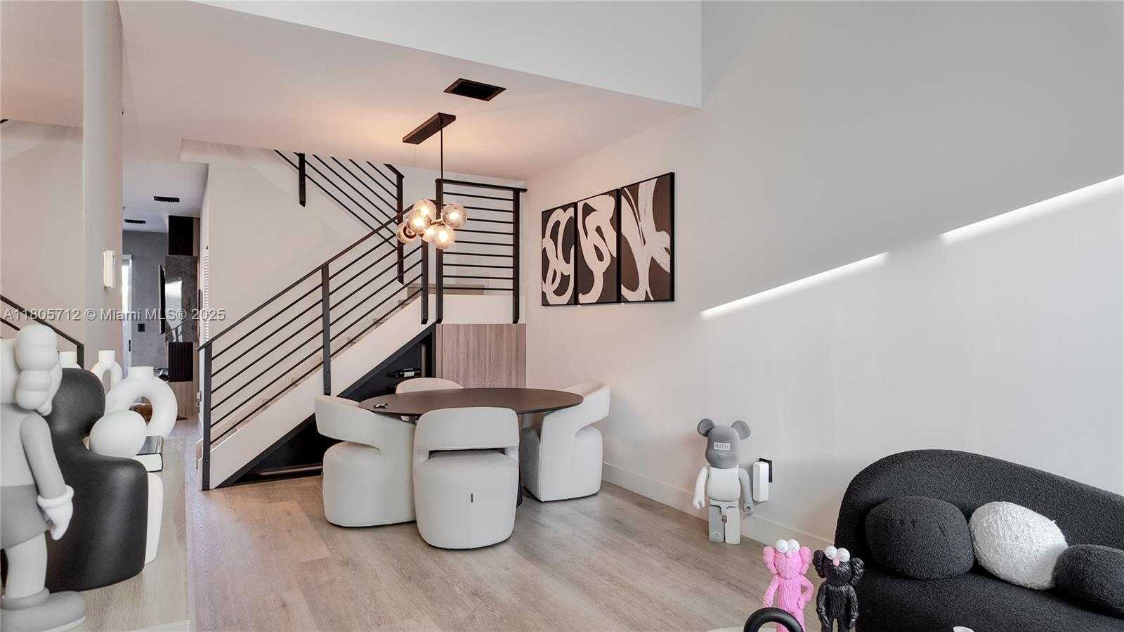 Small Image of 7221 NORTH WEST 103RD PATH, Doral Number 5