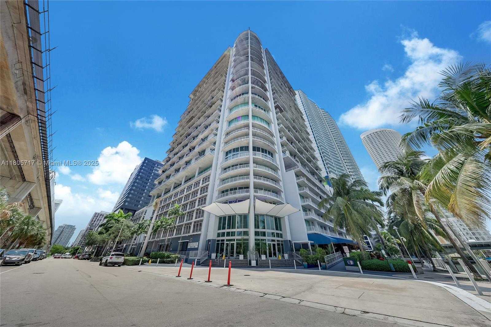 Small Image of 690 SOUTH WEST 1ST CT #2109, Miami Number 2