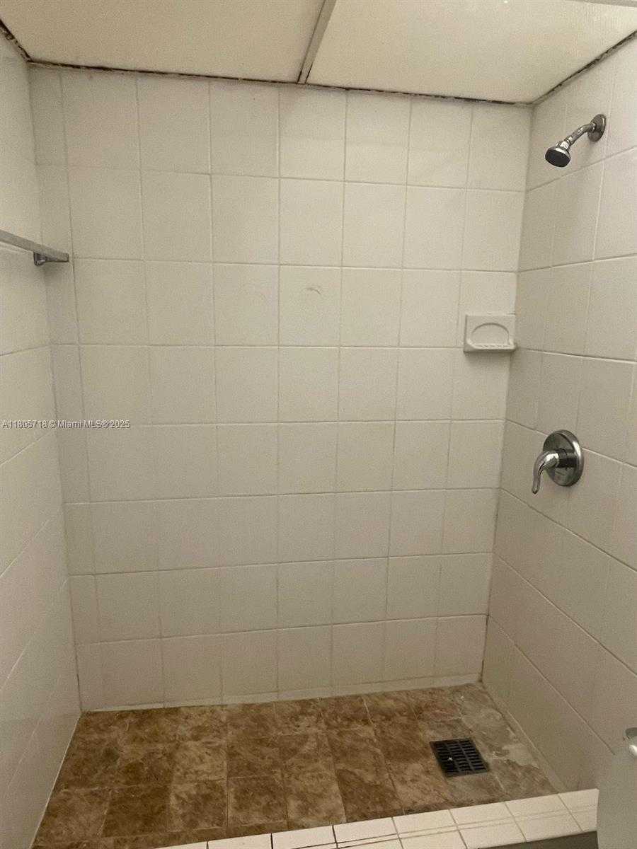 Small Image of 810 SOUTH WEST 73RD AVE #9, North Lauderdale Number 13