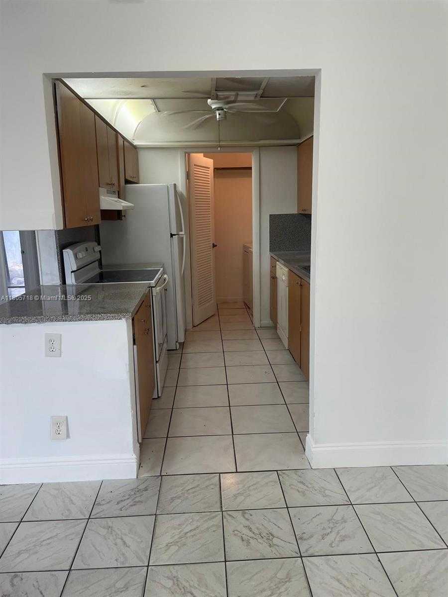 Small Image of 810 SOUTH WEST 73RD AVE #9, North Lauderdale Number 19